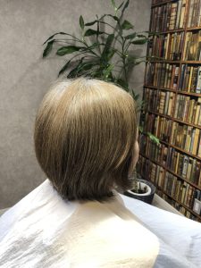 ６０代j女性、白髪染めのbefore